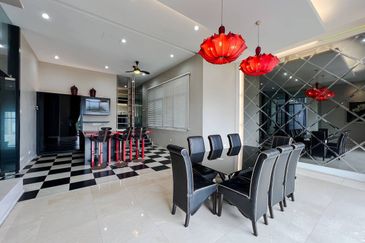 3.5 Storey Bungalow Country Heights Damansara KL