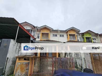 Double Storey Terrace House Taman Lestari Putra LEP 6 Seri Kembangan , Selangor, Seri Kembangan