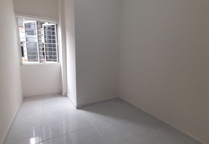 Ayers & Astaria Condominium