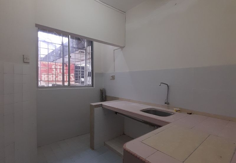 Ayers & Astaria Condominium