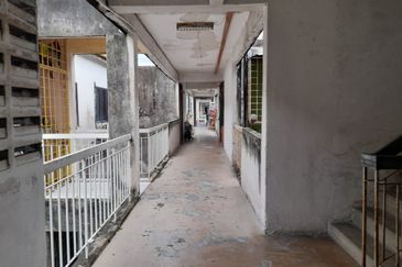 Ayers & Astaria Condominium