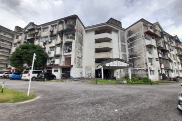 Ayers & Astaria Condominium