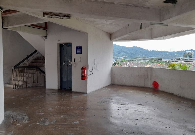 Ayers & Astaria Condominium