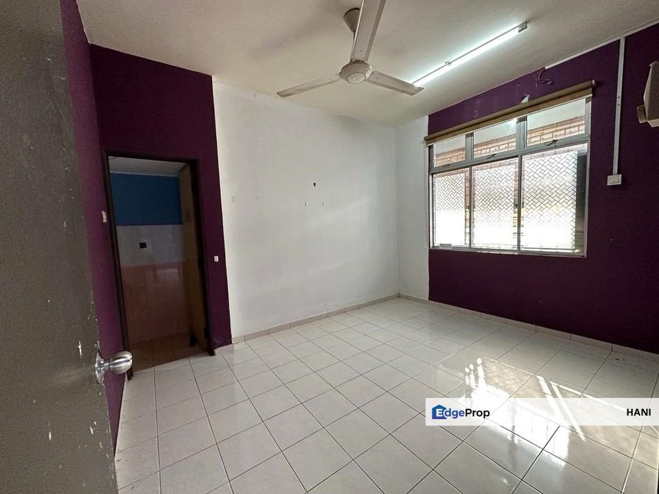 Ground Floor Townhouse Pinggiran Cempaka, Ampang, Selangor, Ampang