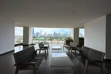 Sentrio Suites (Sentrio Pandan)