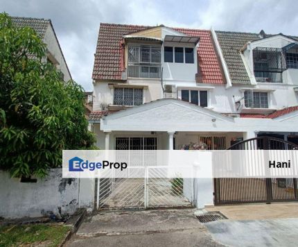 3 Storey Terrace House Taman Putra Ampang, Selangor, Ampang