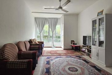 Kondominium Tiara Intan, Taman Bukit Indah