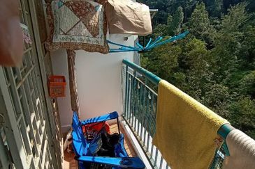 Kondominium Tiara Intan, Taman Bukit Indah