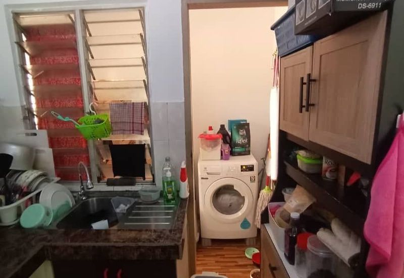 Kondominium Tiara Intan, Taman Bukit Indah