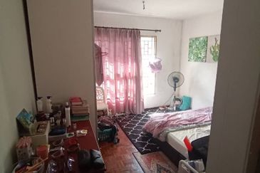 Kondominium Tiara Intan, Taman Bukit Indah