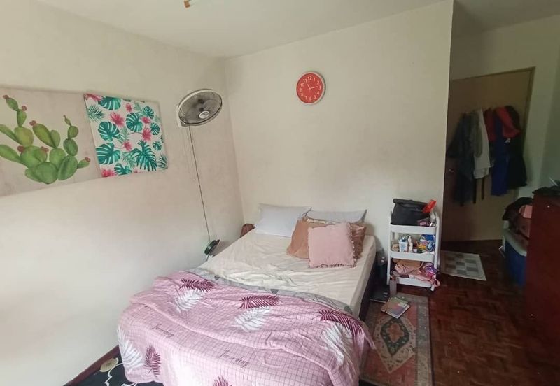 Kondominium Tiara Intan, Taman Bukit Indah