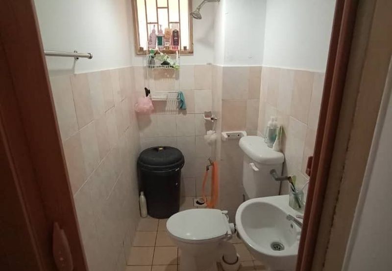 Kondominium Tiara Intan, Taman Bukit Indah