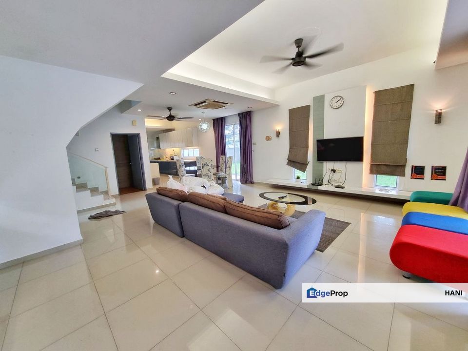 3 Storey Semi Detached House D'Impian Tropika Balakong , Selangor, Balakong