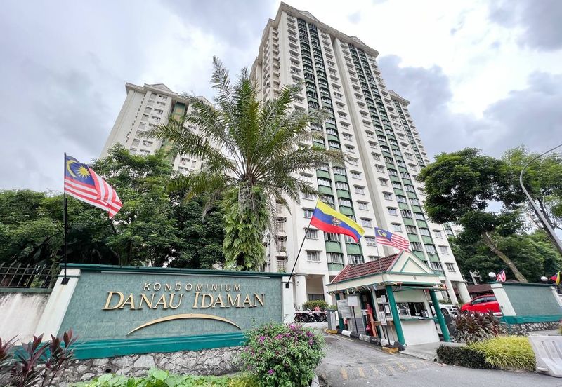 Danau Idaman Condominium