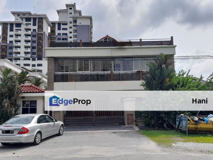 3 Storey Bungalow Taman Ampang Utama Ampang, Selangor, Ampang