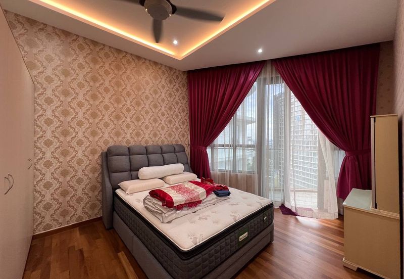 KL Gateway Residences