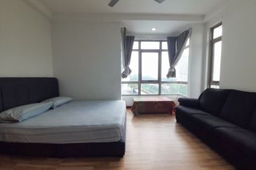 Shaftsbury Residence