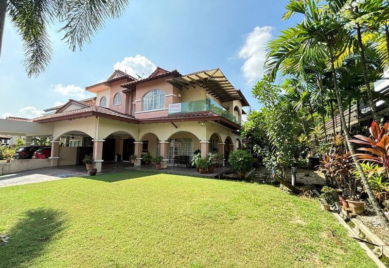 KGSAAS Golf Club, Seksyen 13