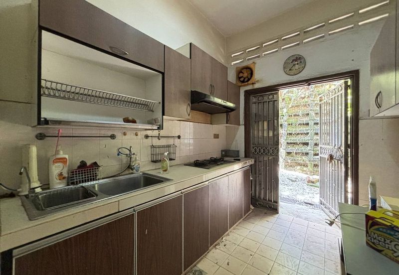 KGSAAS Golf Club, Seksyen 13