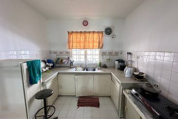 Taman Lembah Keramat AU5