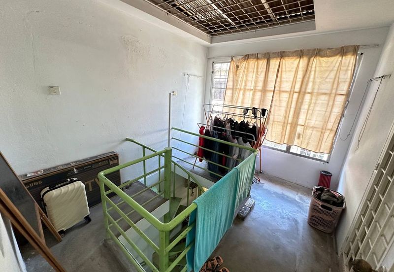 Taman Lembah Keramat AU5