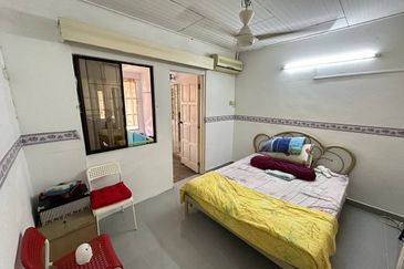 Taman Lembah Keramat AU5