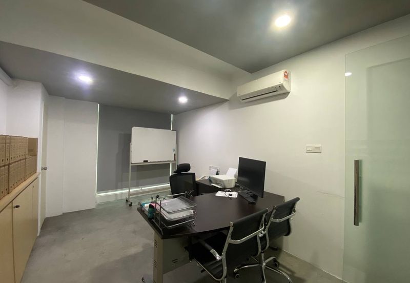 Parklane Commercial Hub