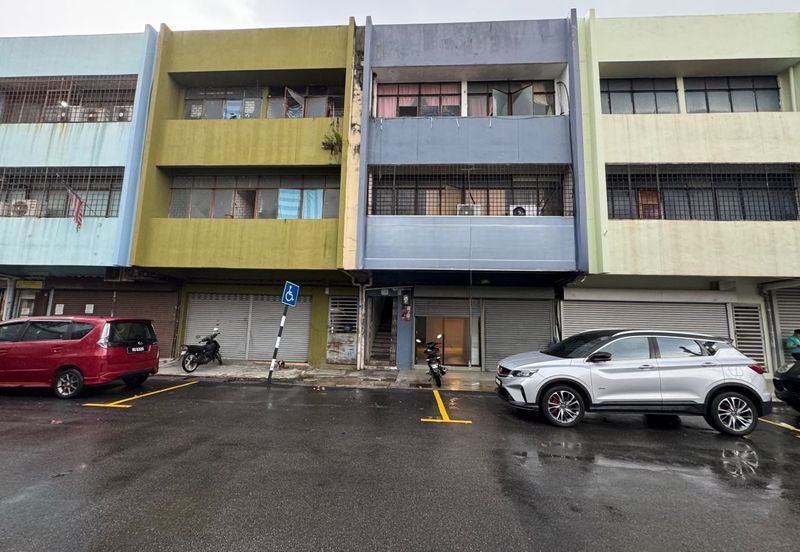 3 Storey Shoplot Taman Nirwana Ampang