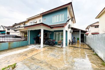 Taman Pinggiran Putra