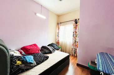 Taman Pinggiran Putra