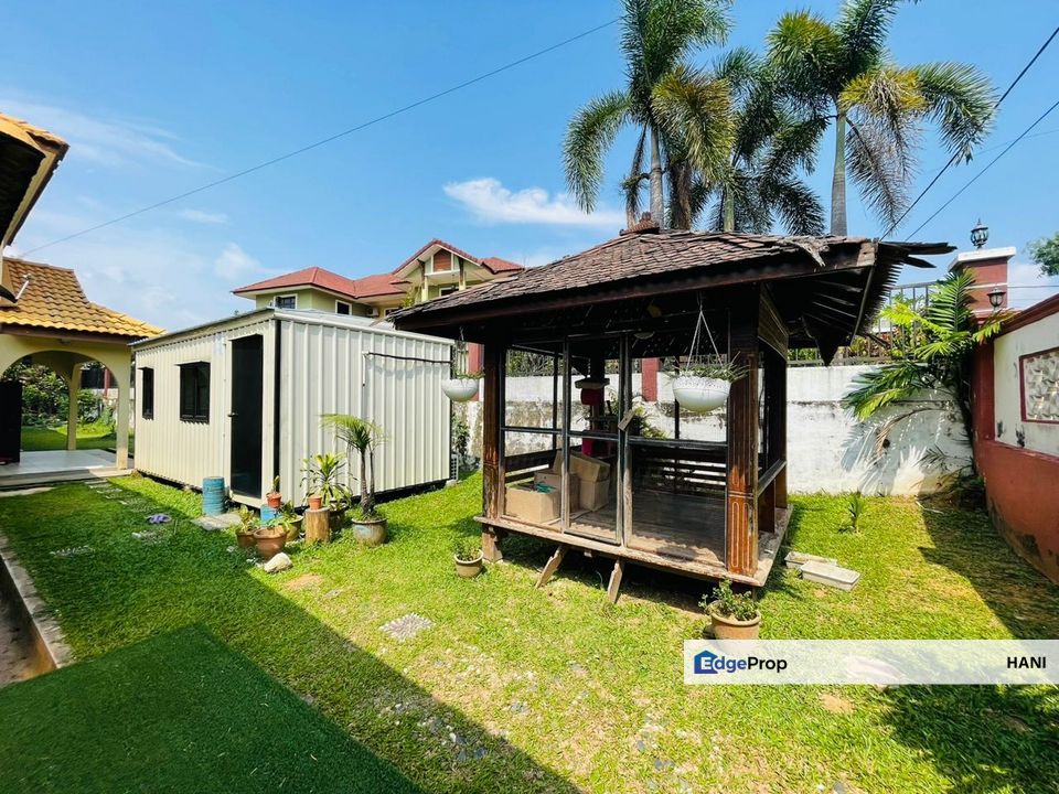Double Storey Bungalow Seksyen 3 Bandar Baru Bangi, Selangor, Bangi