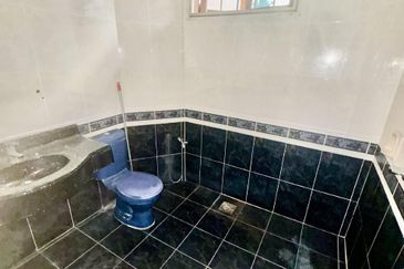 Jalan Suasana, Bandar Tun Hussein Onn