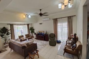 Pusat Bandar Putra Permai