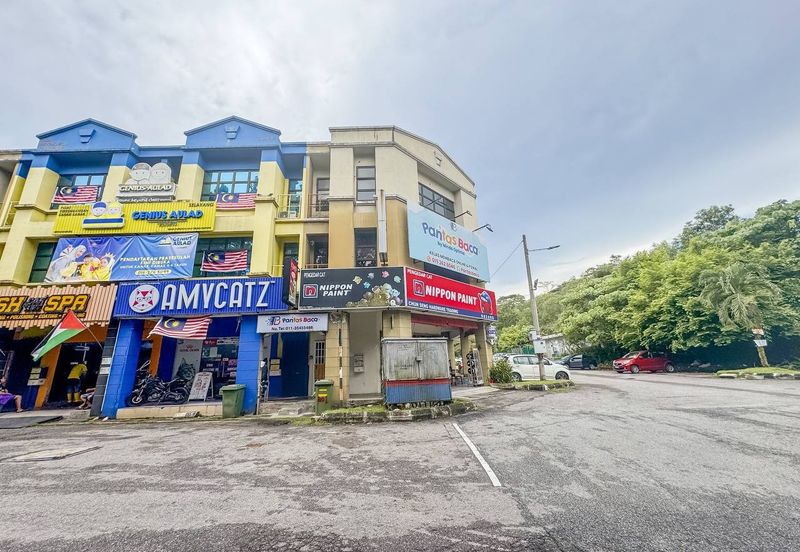 Selayang Paragon Utama