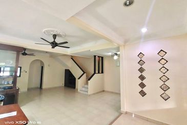 Jalan Suakasih @ Tun Hussein Onn