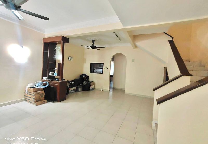 Jalan Suakasih @ Tun Hussein Onn