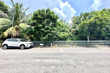 Jalan Suakasih @ Tun Hussein Onn