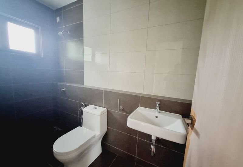 Legasi 2 , Bandar Kinrara