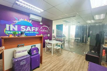 Dagang Cahaya Avenue