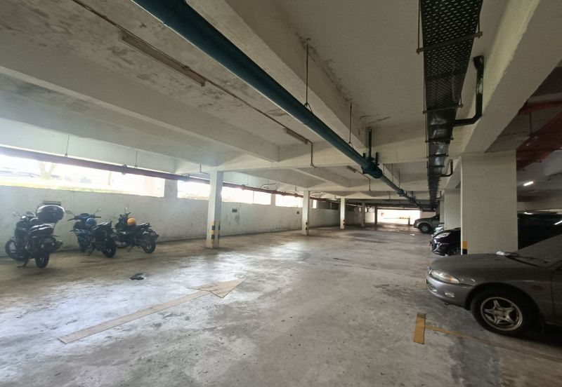 Dagang Cahaya Avenue