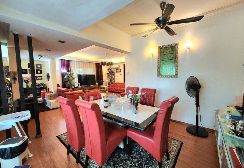 End Lot 3 Storey Terrace House Subang Bestari | 6R4B | Renovated | Facing Open