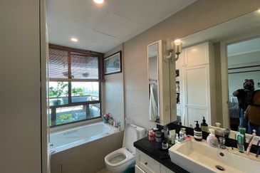 Ara Hill Condominium