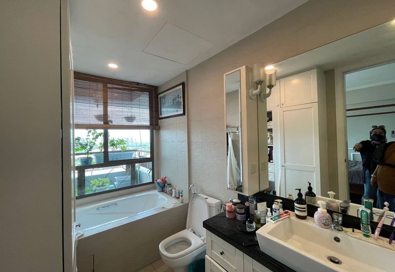 Ara Hill Condominium