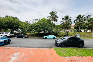 Double Storey Bungalow Ara Damansara PJ