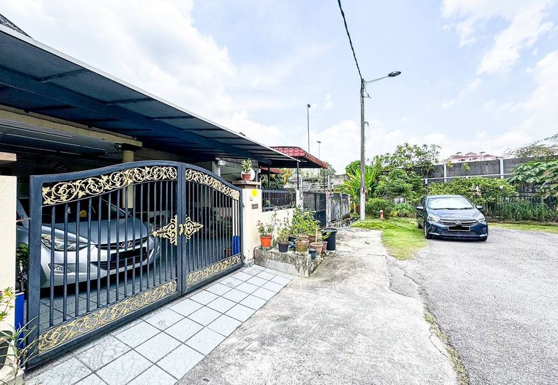 Taman Kinrara Seksyen 1