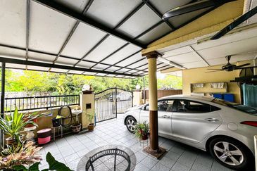 Taman Kinrara Seksyen 1