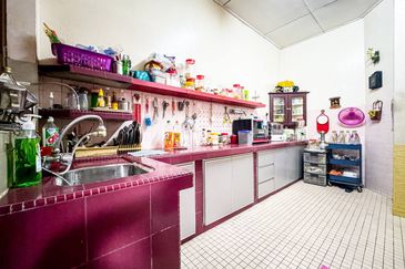 Taman Kinrara Seksyen 1