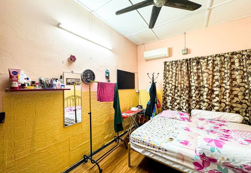 Taman Kinrara Seksyen 1