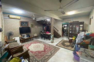 Taman Kinrara Seksyen 2