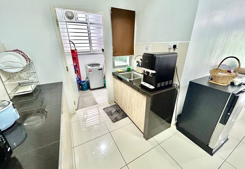 Savanna Executive Suites @ Southville City